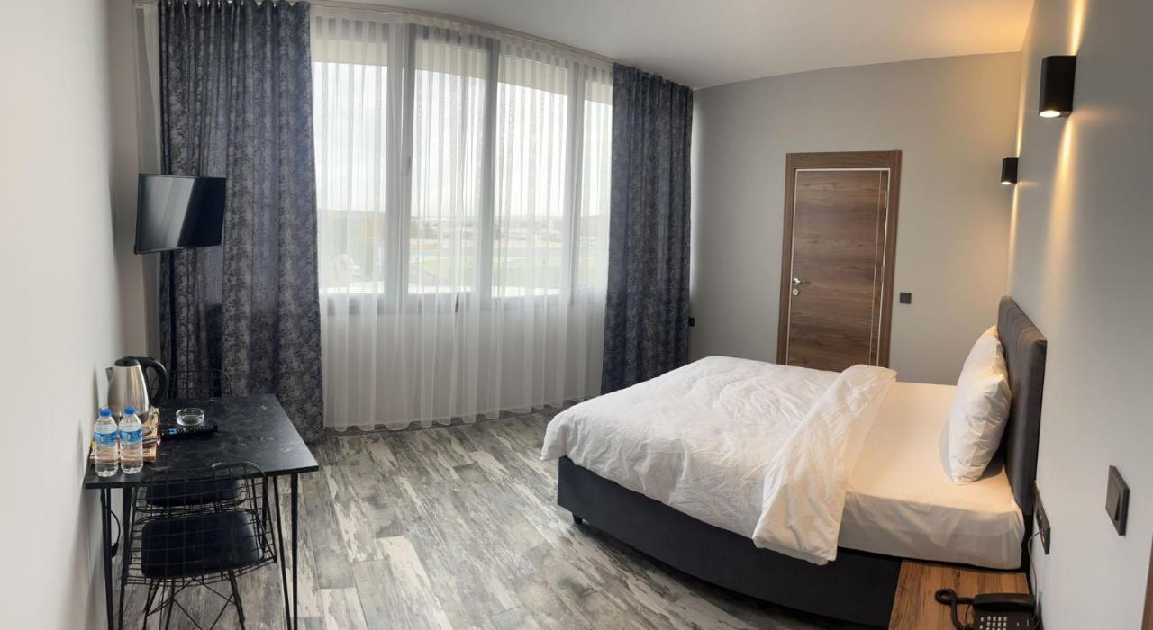Tuzla Suite Otel Istanboel Buitenkant foto