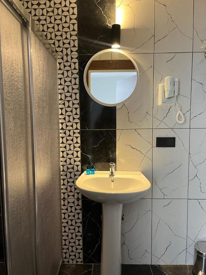 Tuzla Suite Otel Istanboel Buitenkant foto